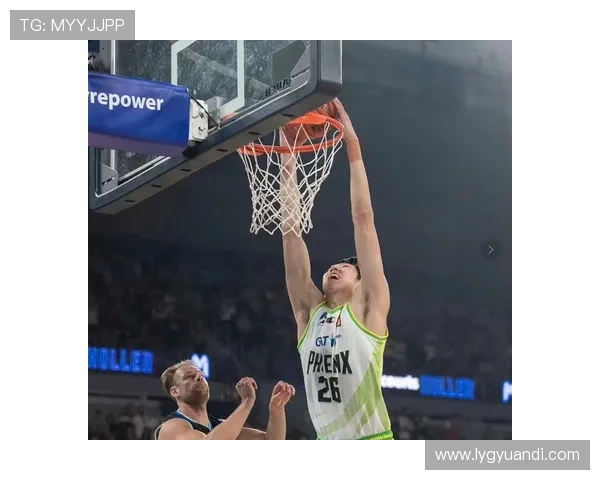 武汉篮球队个人能力排名创新高引发热议球员表现令人瞩目