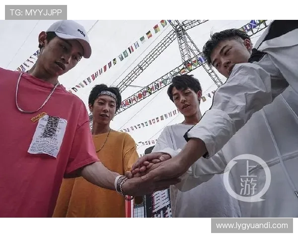 重庆街舞队的防反策略解析与街舞文化的深度融合探讨